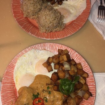 My Cafe - Chorizo biscuit and gravy and corned beef hash - Breakfast & Brunch Near Me - Kapolei, Hawaii My Cafe - Chorizo biscuit and gravy and corned beef hash - Breakfast & Brunch Near Me - Kapolei, Hawaii