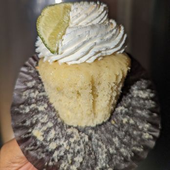 Elite Creations by Thrisha - KEY LIME - Bartenders Near Me - Laurel, Maryland Elite Creations by Thrisha - KEY LIME - Bartenders Near Me - Laurel, Maryland