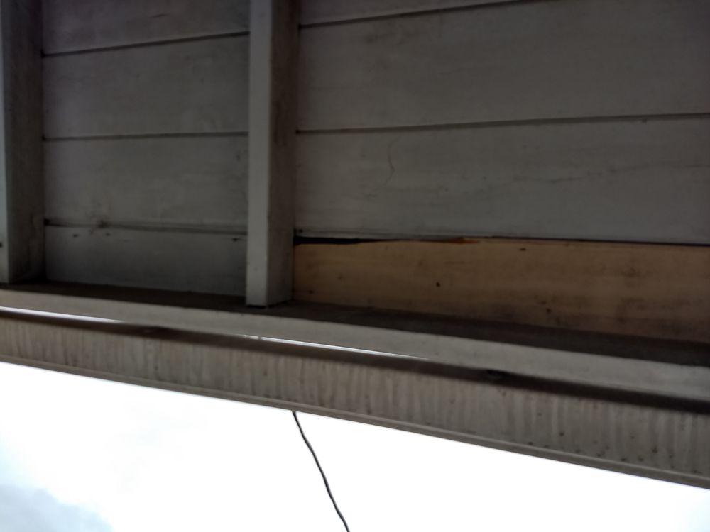 Slide of Eddies Roofing