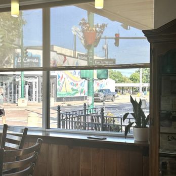 Dwyer's Cafe - Cafes Near Me - Lafayette, Louisiana