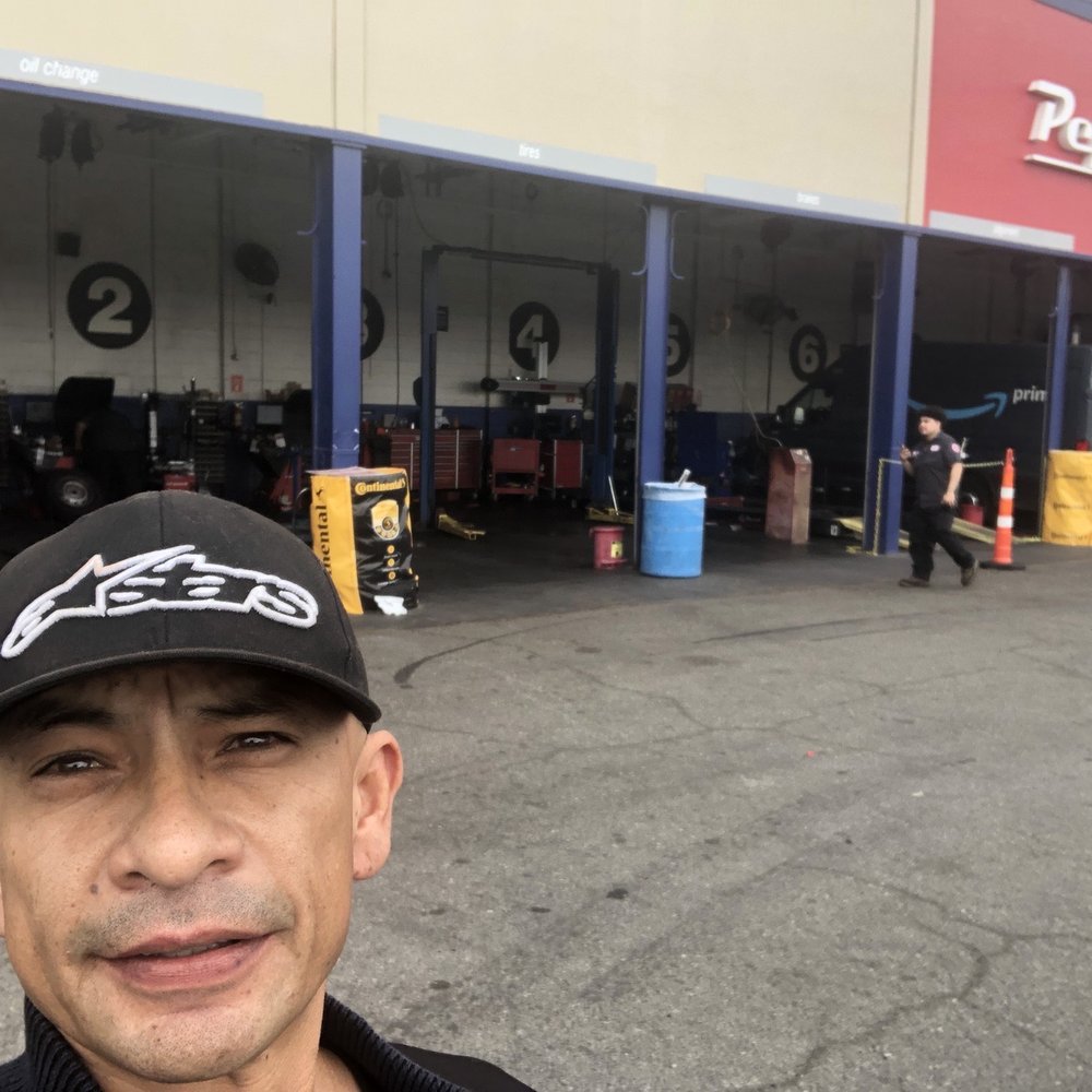 Pep Boys - Me noticing not a lot of business.  Let's get more people here - Auto Repair Near Me - Costa Mesa, California