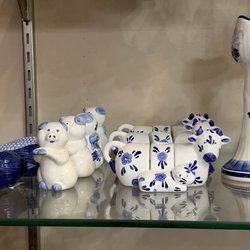 Jaarsma Bakery - homemade dutch pottery