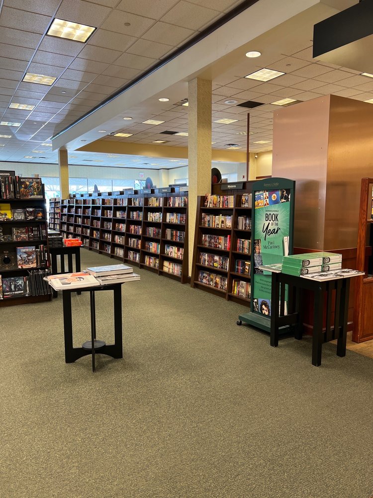 BARNES & NOBLE Updated October 2024 30 Reviews 8136 W Bowles Ave