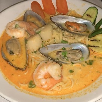 Papillon - Thai Style Bouillabaisse (seafood linguini pasta with mussels, scallops, prawns) - French Near Me - Fremont, California