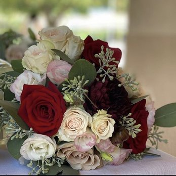 Casa Blanca Flowers - Florists Near Me - Oxnard, California Casa Blanca Flowers - Florists Near Me - Oxnard, California