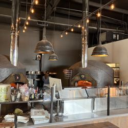 Mirror Twin Brewing - You wanna pizza? No worries...