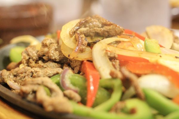 Tres Hermanos by null