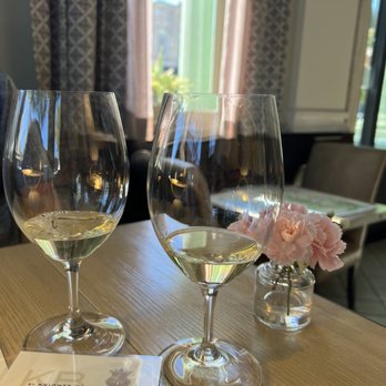 Knights Bridge Winery - Our first round - Wine Tasting Room Near Me - Calistoga, California Knights Bridge Winery - Our first round - Wine Tasting Room Near Me - Calistoga, California