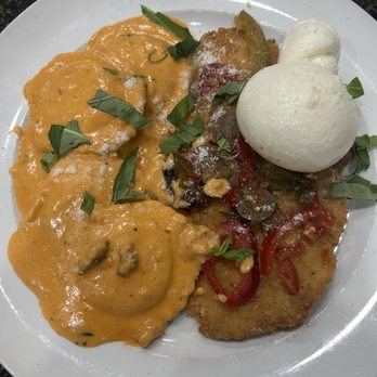 Ciro's NY Pizza - Bronx Chicken Cutlet - Italian Near Me - Sanford, Florida