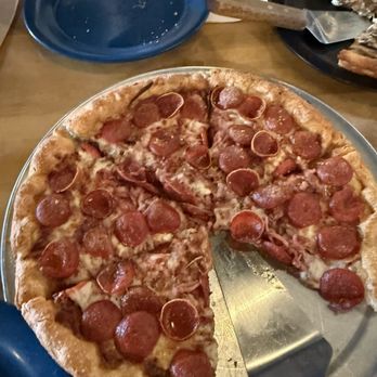 The Declaration Tavern - Pizza Near Me - Independence, Ohio