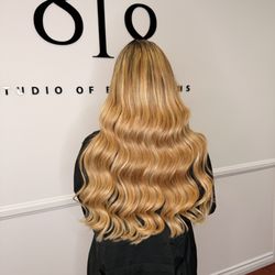 818 Studio of Extensions