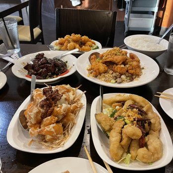 Jade Restaurant - Vietnamese Shaken Beef, Honey Walnut Shrimp, Salt & Pepper Flounder, Live Lobster Fried Rice, Salt & Pepper  Shrimp - Asian Fusion Near Me - Austin, Texas