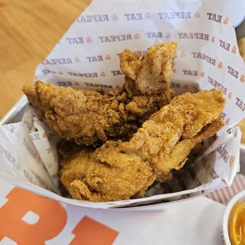 Big Chicken - Chicken Shop Near Me - Bridgewater, New Jersey