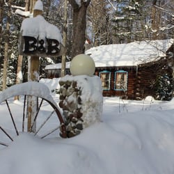 Log Country Inn Bed & Breakfast of Ithaca - Our cabin during the winter :)