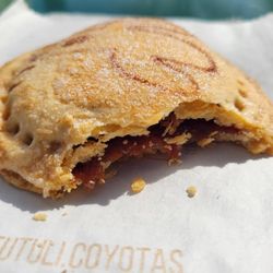 Tutuli - Guava Coyota