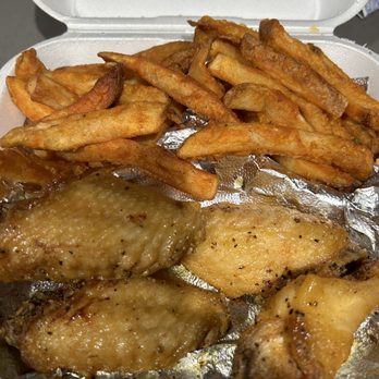 WingMan Redlands - Lemon pepper wings - Chicken Wings Near Me - Redlands, California WingMan Redlands - Lemon pepper wings - Chicken Wings Near Me - Redlands, California