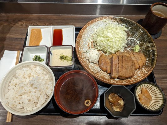 Gyukatsu Motomura Nishi Shinjuku by null