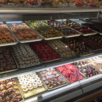 Lassen & Hennigs - Large selection of assorted cookies, baked on site - Delis Near Me - Brooklyn, New York Lassen & Hennigs - Large selection of assorted cookies, baked on site - Delis Near Me - Brooklyn, New York