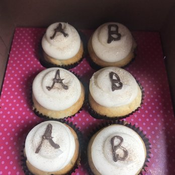 Smallcakes - Bakeries Near Me - Pensacola, Florida