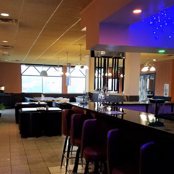 Narita - bar/dining area - Sushi Bars Near Me - Plainfield, Indiana