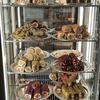 MADO - Yorkdale - Ice Cream & Frozen Yogurt Near Me - Toronto, Ontario MADO - Yorkdale - Ice Cream & Frozen Yogurt Near Me - Toronto, Ontario