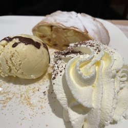 Zur Ewigen Lampe - Apfelstrudel