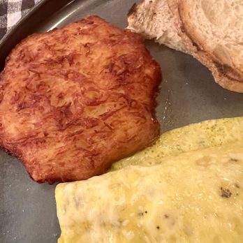 La Buchette - Omelette and potato - Canadian (New) Near Me - Quebec City, Quebec