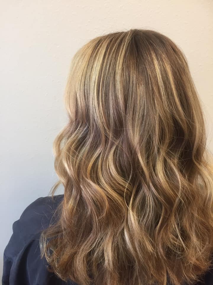 SALON VERSAILLES 70457 Hwy 21, Covington, Louisiana Hair Salons