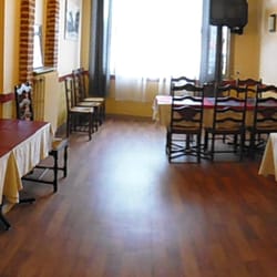 Hôtel du Commerce - Petit déjeuner et salle de réunion