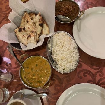Essence of India - Vegetable korma, Garlic Naan - Indian Near Me - Chicago, Illinois