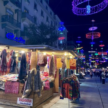 MetroShopping Cornavin - Outside walkway dec 2018 - Shopping Centers Near Me - Geneva, GE
