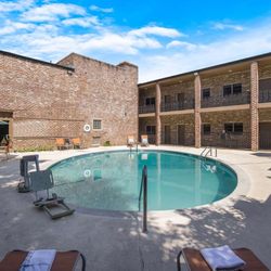 Best Western Sea Island Inn - Outdoor Pool