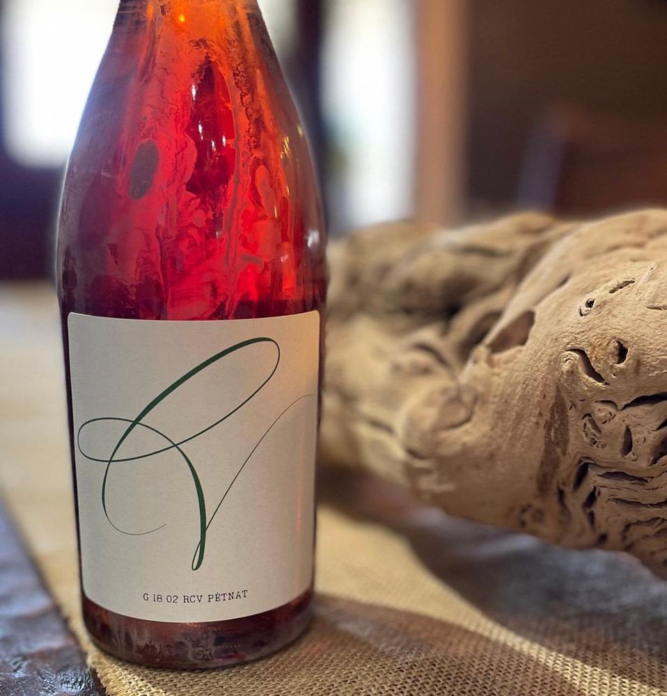 Robert Clay Vineyards Logo