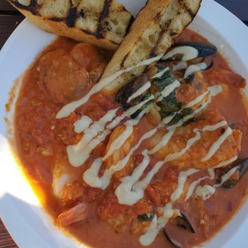TWO60 Kitchen + Bar - Cioppino - New American Near Me - Fairfield, California