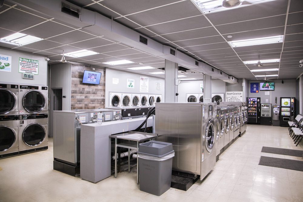 FOUNTAIN CITY LAUNDRY Updated August 2024 11 Photos 5014 N