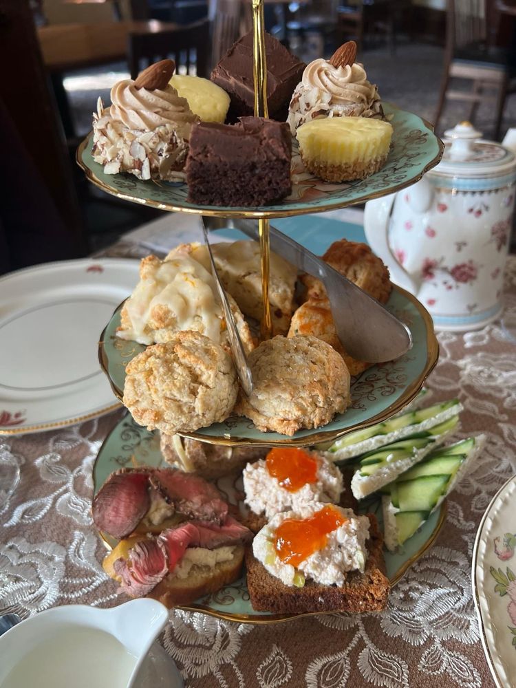 MAIN AND VINE WINE BAR Updated May 2024 18 Photos 1 E Church St