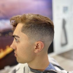 Viks the Barbershop - Haircut by Jordan
