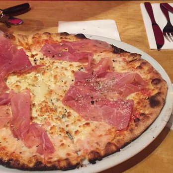 Piola - Brickell - Pizza Near Me - Miami, Florida