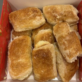V Tropical Bake Shop - Filipino Near Me - Carson, California V Tropical Bake Shop - Filipino Near Me - Carson, California