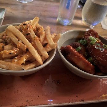 Herringbone Waikiki - Korean fried chicken wings - Seafood Near Me - Honolulu, Hawaii Herringbone Waikiki - Korean fried chicken wings - Seafood Near Me - Honolulu, Hawaii