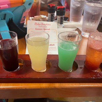 Ruby Sunshine Chattanooga - Mimosa flight - Breakfast & Brunch Near Me - Chattanooga, Tennessee Ruby Sunshine Chattanooga - Mimosa flight - Breakfast & Brunch Near Me - Chattanooga, Tennessee