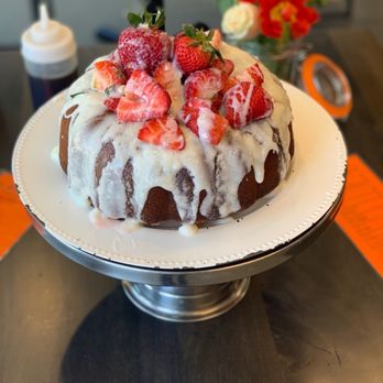 E14th Eatery + Kitchen - Strawberry shortcake from I Am Cafe - Food Court Near Me - San Leandro, California