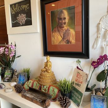 Synergy Yoga Center - Inside the center - Yoga Near Me - Miami Beach, Florida Synergy Yoga Center - Inside the center - Yoga Near Me - Miami Beach, Florida