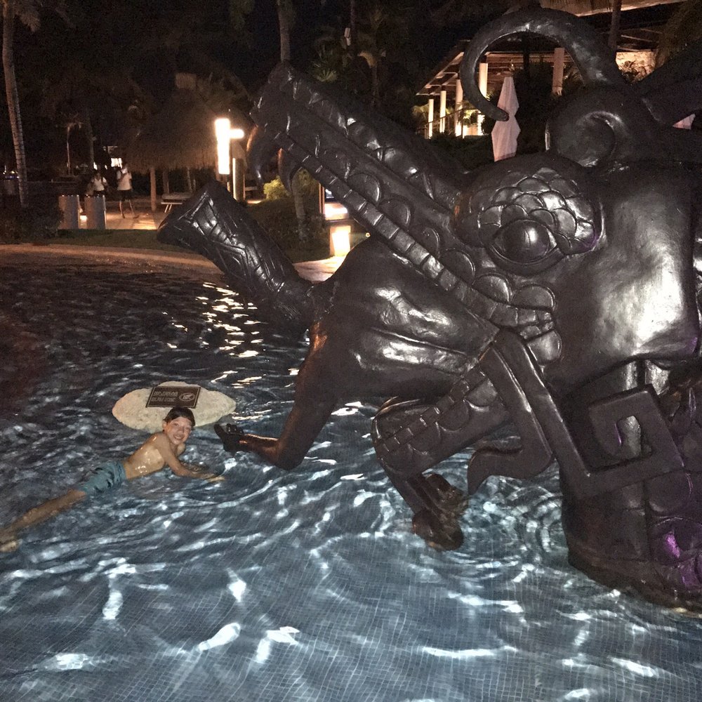 Mayan Palace - Playing at the pool - Hotels Near Me - Playa del Carmen, ROO