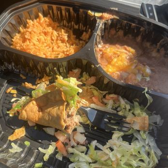 Macayo's Mexican Food - One beef taco plate! - Mexican Near Me - Tempe, Arizona