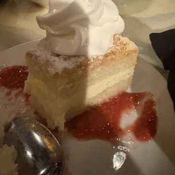 District CR - Cake was good - Bars Near Me - Cedar Rapids, Iowa