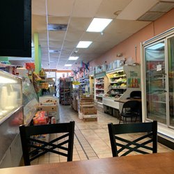 Davi’s Produce Market And Deli - Inside