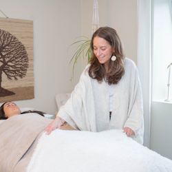 Laura Ramirez, LLC Reiki & Life Coaching - Reiki Sessions