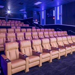 Classic Cinemas Fox Lake XQ