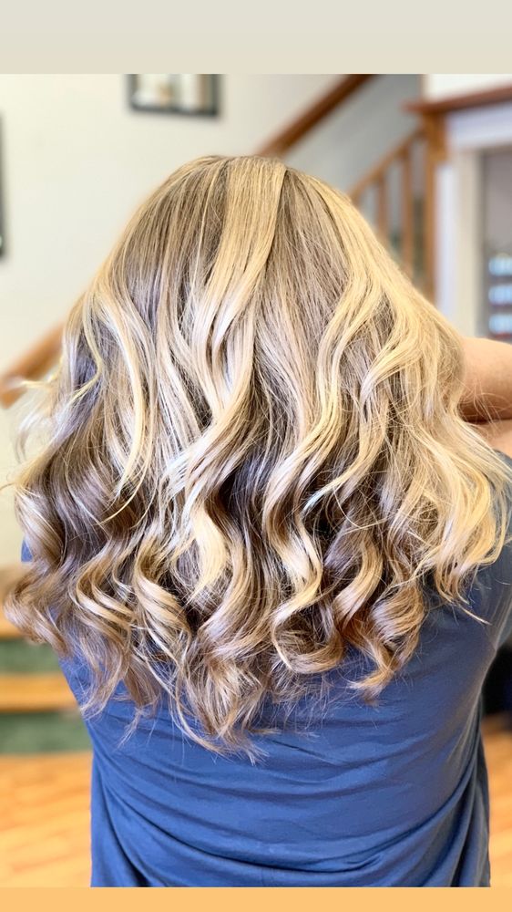 Love Life Salon Logo